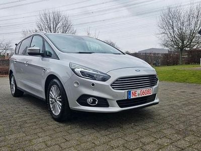 Silber Gebraucht 2020 Ford S-MAX Business Edition Van / Kleinbus | 14.900 €