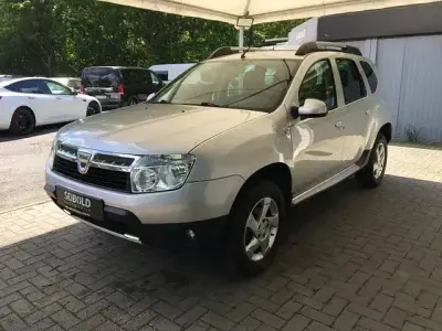 Gebraucht Dacia Duster Prestige 107 PS (78 kW) 2012 Silber SUV