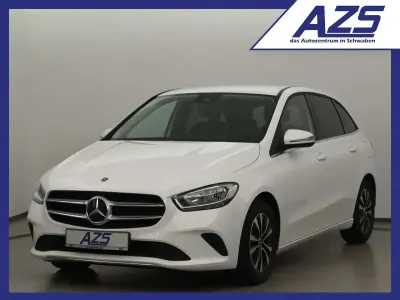 Gebraucht Mercedes B180 Style 116 PS (85 kW) 2021 Weiß Kleinwagen