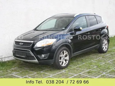 Gebraucht Ford Kuga 140 PS (102 kW) 2011 Schwarz SUV