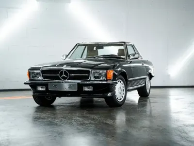 Second-hand Mercedes SL300 188 CP (138 kW) 1989 Negru Cabrio
