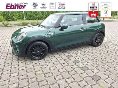 Gebraucht Mini ONE Pepper 102 PS (75 kW) 2018 Grün Kleinwagen