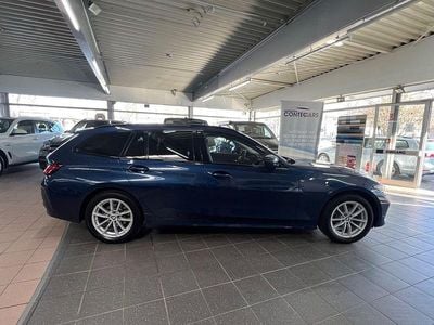 Gebraucht BMW 320 Shadowline 190 PS (139 kW) 2022 Blau Kombi