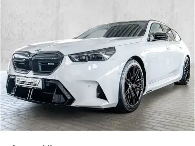 Gebraucht BMW M5 Performance 727 PS (534 kW) 2025 Alpinweiß Kombi