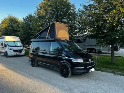 Gebraucht VW California California 150 PS (110 kW) 2020 Schwarz Van