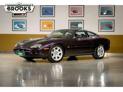 Violett Gebraucht 1999 Jaguar XK8 Coupé | 34.800 €