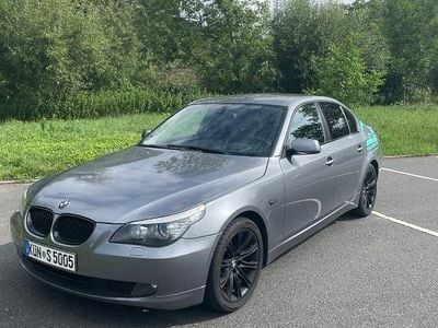 BMW 523