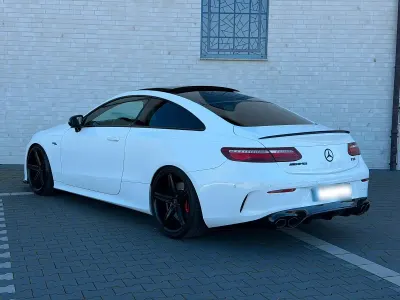Gebraucht Mercedes E53 AMG AMG 435 PS (319 kW) 2018 Weiß Coupé