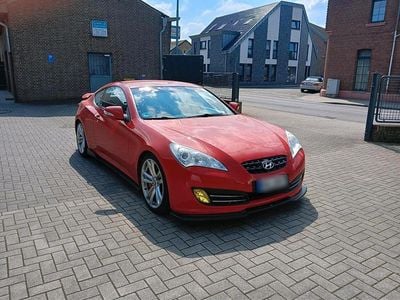 Gebraucht Hyundai Genesis Turbo 212 PS (155 kW) 2012 Rot Coupé