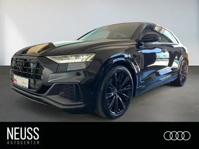 Gebraucht Audi Q8 S-Line 340 PS (250 kW) 2023 Mythosschwarz metallic SUV