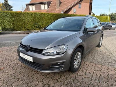 Grau Gebraucht 2014 VW Golf VII Trendline Kombi | 4.300 € (Guter Preis)