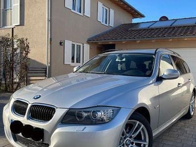 Usata BMW 318 143 CV (105 kW) 2008 Argento Station wagon