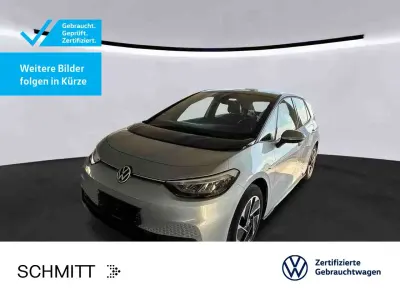 Gebraucht VW ID.3 Pro Performance 150 kW (204 PS) 2023 Scale silver metallic/schwarz (metallic) Kleinwagen