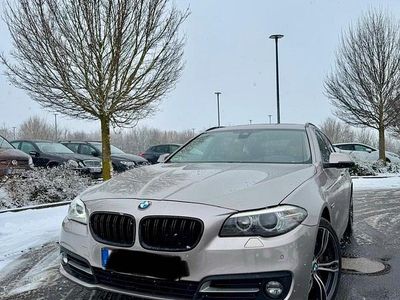 Grau Gebraucht 2014 BMW 530 Kombi | 11.299 € (Guter Preis)