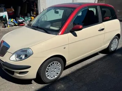Gebraucht Lancia Ypsilon 60 PS (44 kW) 2005 Rot Kleinwagen