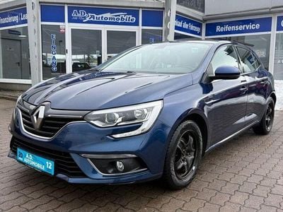 Gebraucht Renault Mégane IV Experience 164 PS (120 kW) 2016 Blau Limousine
