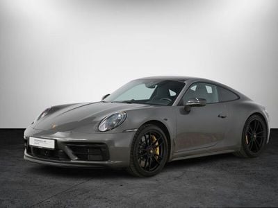 Porsche 911 Carrera 4 GTS