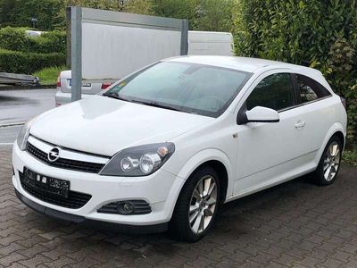 gebraucht Opel Astra GTC 1,8i 16V Edition / Klima /17" Alu