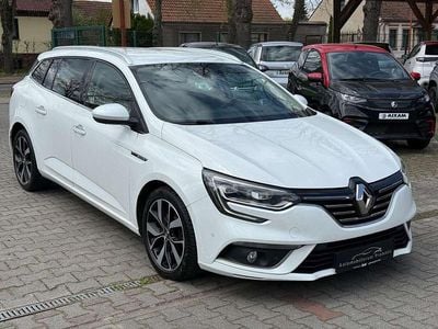 Gebraucht Renault Mégane GrandTour Bose Edition 163 PS (119 kW) 2018 Weiß Kombi