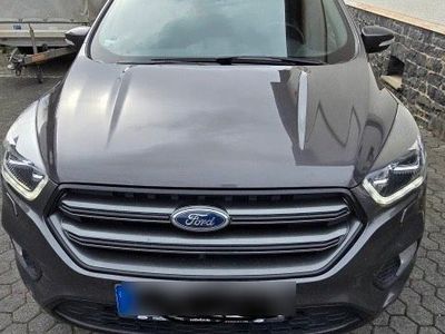 gebraucht Ford Kuga MKII 10/2017 97.600 Km TÜV/AU neu 1Jahr Werksgarantie