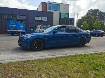 Gebraucht BMW 525 177 PS (130 kW) 2006 Blau Limousine