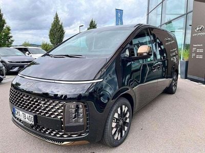 Gebraucht Hyundai Staria Signature 160 PS (117 kW) 2025 Abyss black / mic Van / Kleinbus