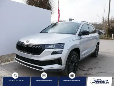 Neu Skoda Karoq SportLine 190 PS (139 kW) 2026 Brillantsilber metallic SUV