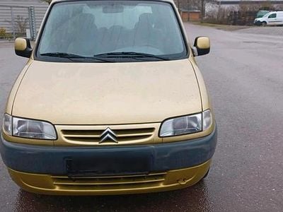 Gold Gebraucht 2001 Citroën Berlingo Van / Kleinbus | 890 € (Guter Preis)