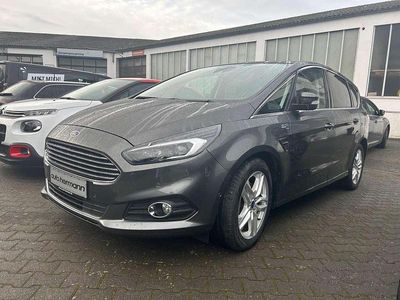 Magneticgrau (metallic) Gebraucht 2017 Ford S-MAX S Van / Kleinbus | 18.990 € (Etwas zu teuer)