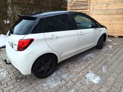 gebraucht Toyota Yaris 1,5-l-VVT-i Hybrid CVT Style Style