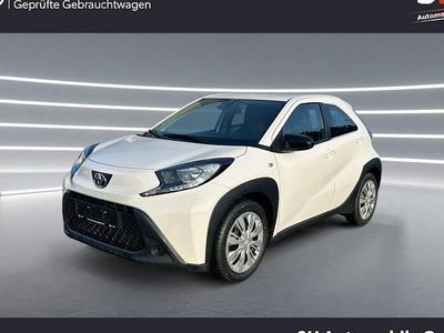 Gebraucht Toyota Aygo X X-play 72 PS (52 kW) 2022 Schneeweiß SUV