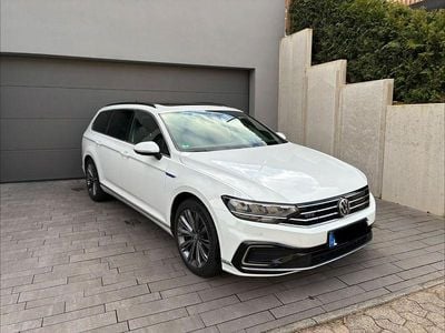 Gebraucht VW Passat GTE 156 PS (114 kW) 2020 Weiß Kombi