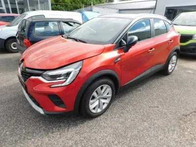 Gebraucht Renault Captur Business 140 PS (102 kW) 2021 Nnp + gne SUV