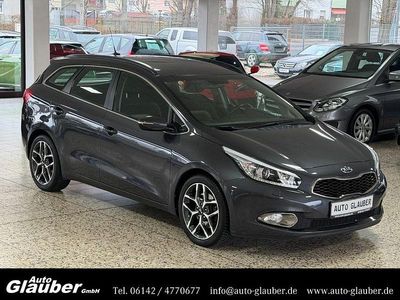 Gebraucht Kia Ceed Sportswagon Spirit 128 PS (94 kW) 2013 Grau Kombi