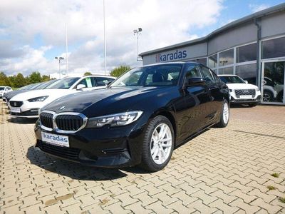 Schwarz Gebraucht 2020 BMW 320 Limousine | 24.900 € (Teuer)