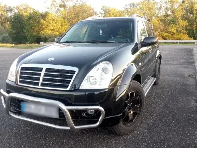 Gebraucht SsangYong Rexton II 186 PS (136 kW) 2010 Schwarz SUV