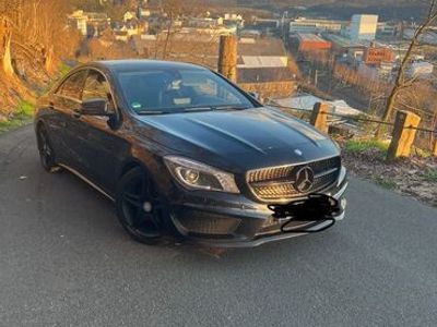 gebraucht Mercedes CLA200 AMG line