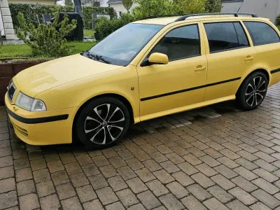 Gebraucht Skoda Octavia vRS 179 PS (131 kW) 2002 Gelb Kombi