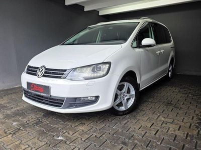 Gebraucht VW Sharan R 140 PS (102 kW) 2013 Weiß Van / Kleinbus