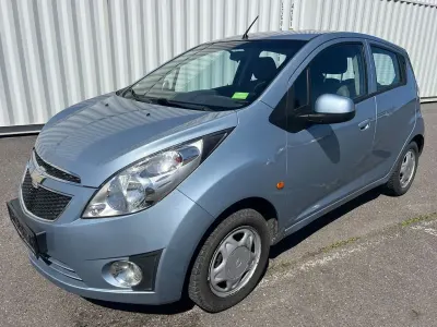 Second-hand Chevrolet Spark LS 68 CP (50 kW) 2010 Albastru Hatchback