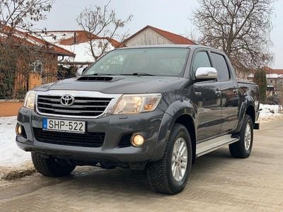 Grau Gebraucht 2015 Toyota HiLux SR Abholung | 28.990 €