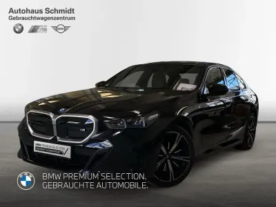 Gebraucht BMW i5 M Sport 442 kW (601 PS) 2025 Saphirschwarz Limousine