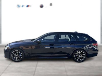 Gebraucht BMW 530 M Sport 286 PS (210 kW) 2023 Schwarz metallic