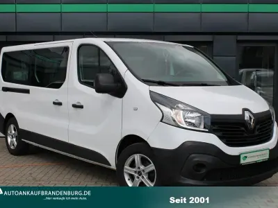 Gebraucht Renault Trafic Expression 125 PS (91 kW) 2016 Weiß Van / Kleinbus