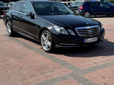 Mercedes E300