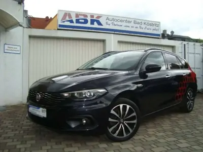 Gebraucht Fiat Tipo Lounge 120 PS (88 kW) 2017 Schwarz Kombi