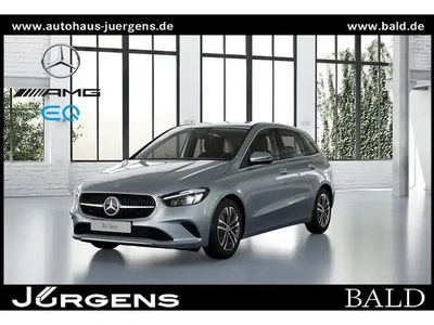 Gebraucht Mercedes B180 Progressive 136 PS (100 kW) 2025 Silber metalliclack hightechsi Van / Kleinbus