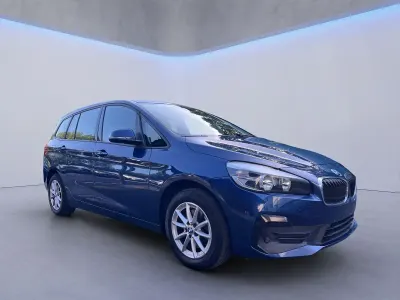 Gebraucht BMW 218 Gran Tourer 140 PS (102 kW) 2021 Blau Van / Kleinbus