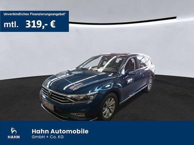 Aquamarinblau metallic Gebraucht 2021 VW Passat Elegance Kombi | 24.890 € (Etwas zu teuer)