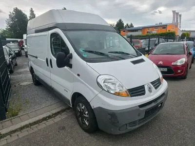 Gebraucht Renault Trafic 114 PS (83 kW) 2007 Weiß Van / Kleinbus